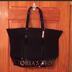 NWT! Victoria’s Secret tote